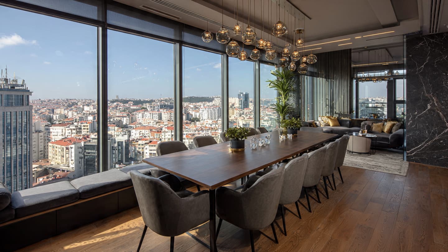 Şişli Plaza'da Yüksek Katlı, Modern Tasarımlı Prestij Ofis